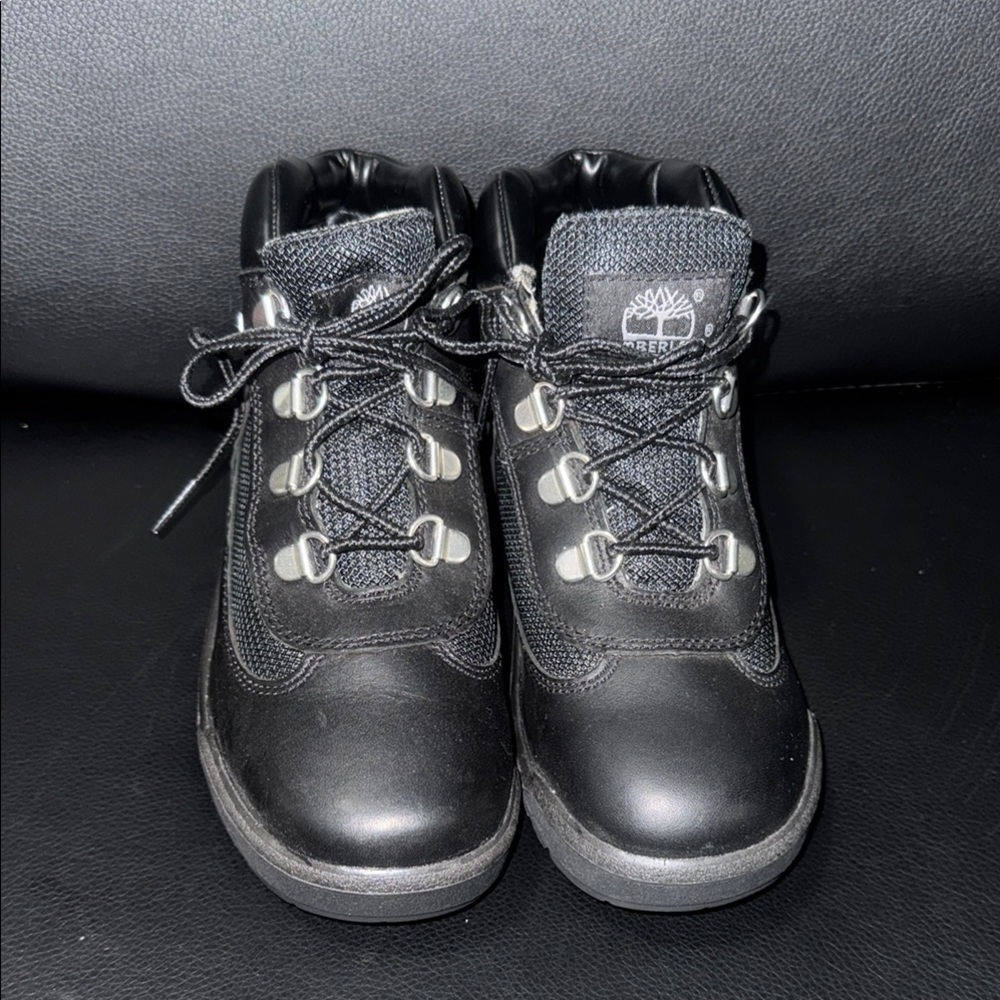 Timberland Black Outdoor Boots with Sturdy Construction‎